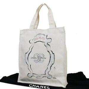 CHANEL CC Logo Cruise Line Miami Shoulder Tote Bag Canvas White 89KP264